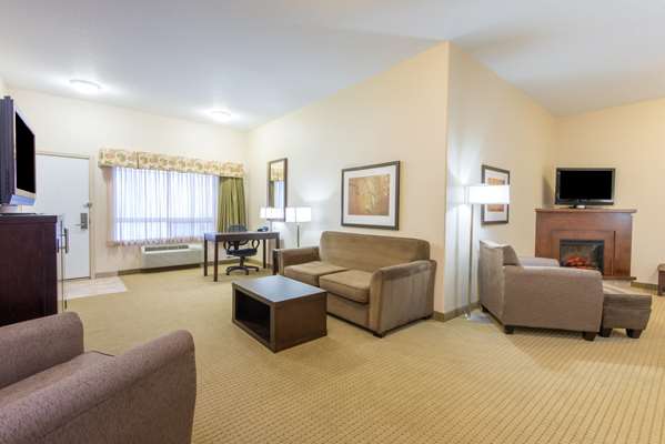Suite - Ramada Inn Wainwright