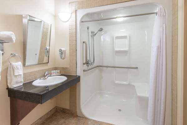  - Ramada Inn Wainwright