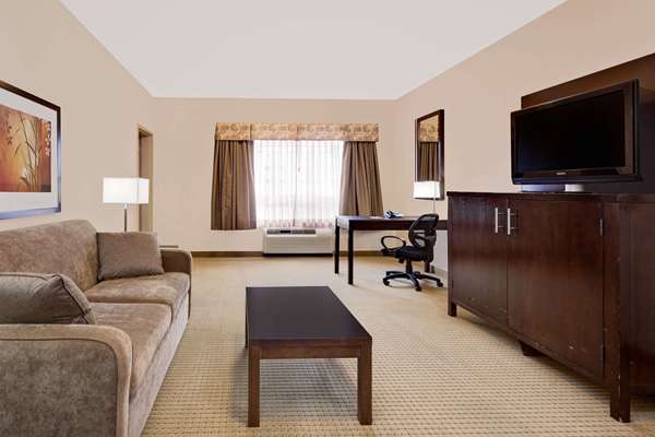 Suite - Ramada Inn Lac La Biche