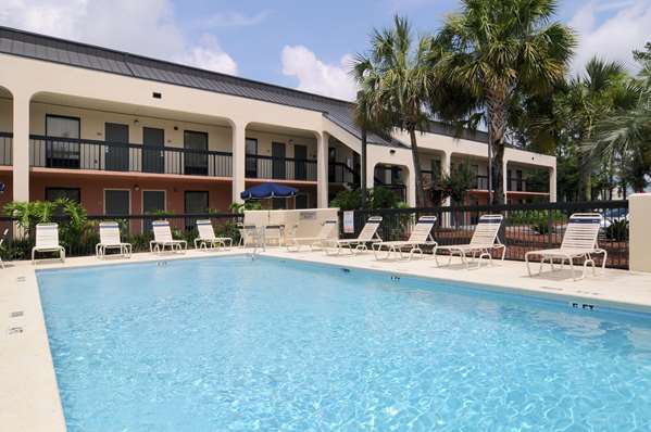 Pool - Baymont Inn & Suites Tallahassee - I-10, Exit 199