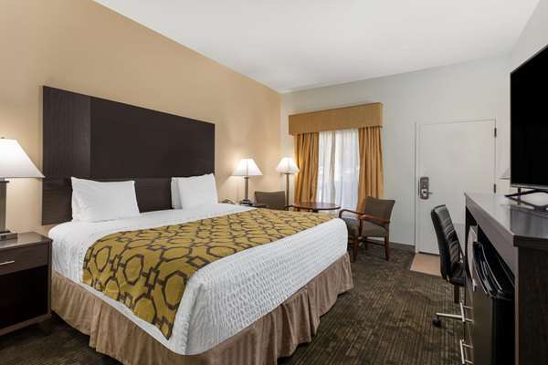  - Baymont Inn & Suites Tallahassee - I-10, Exit 199