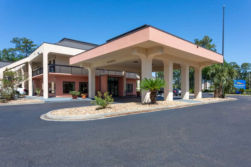 Baymont Inn & Suites Tallahassee