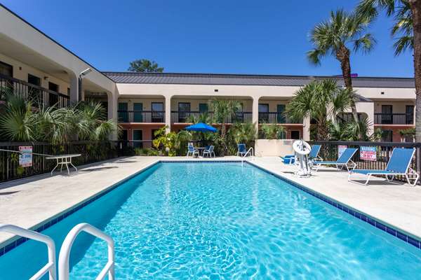 Pool - Baymont Inn & Suites Tallahassee - I-10, Exit 199