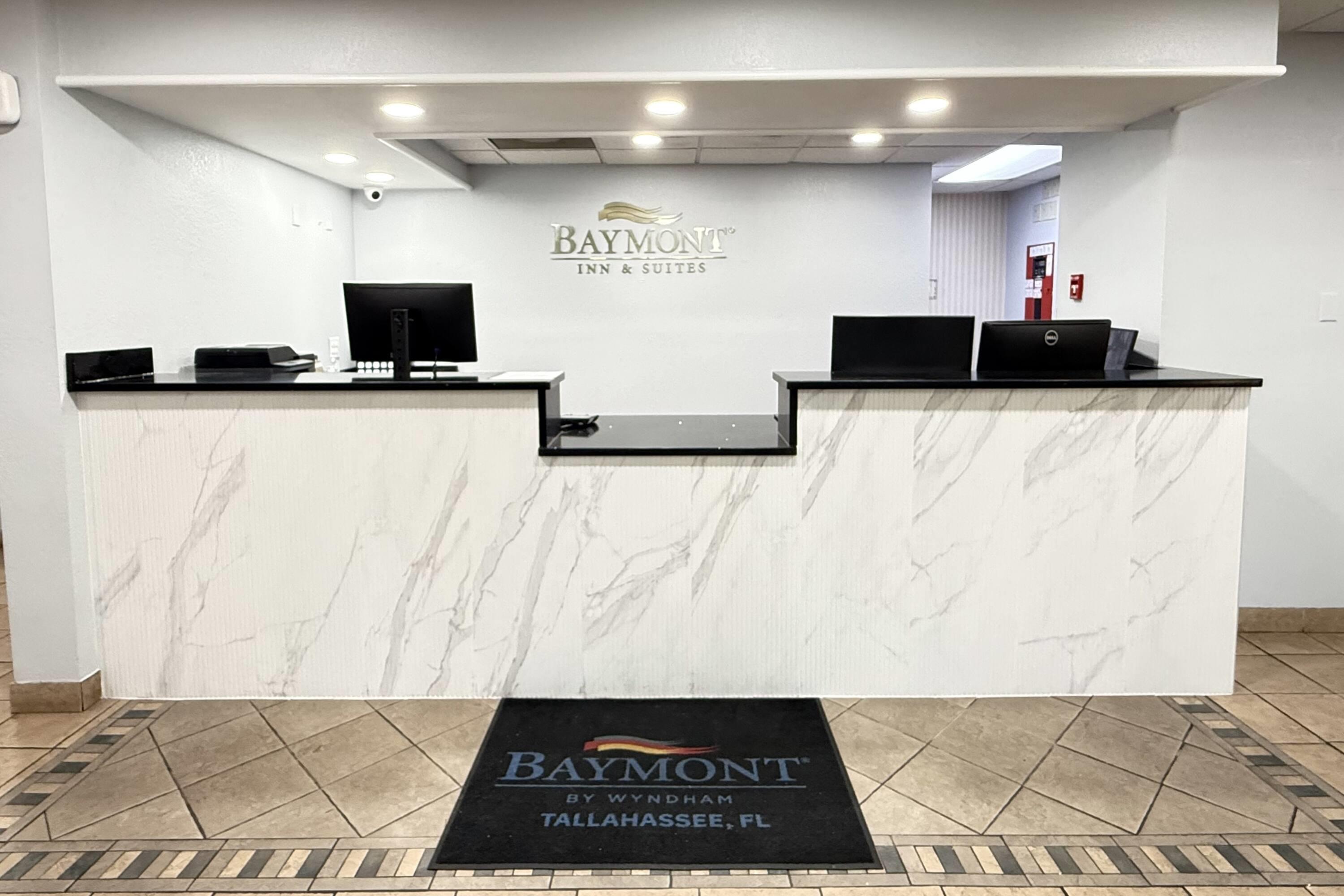 Lobby | Baymont by Wyndham Tallahassee