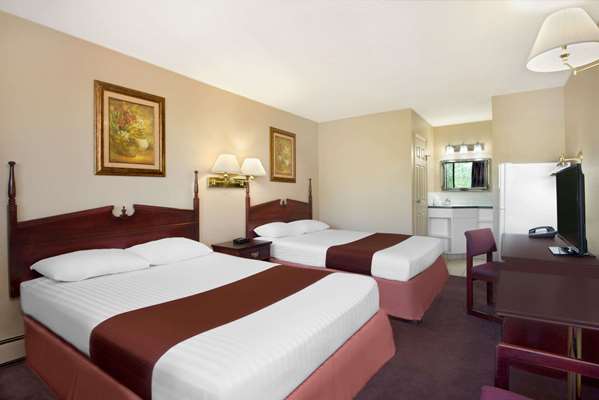  - Howard Johnson Inn Red Deer