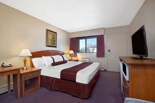  - Howard Johnson Inn Red Deer