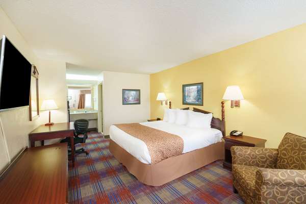  - Travelodge East Montgomery - I-85, Exit 6