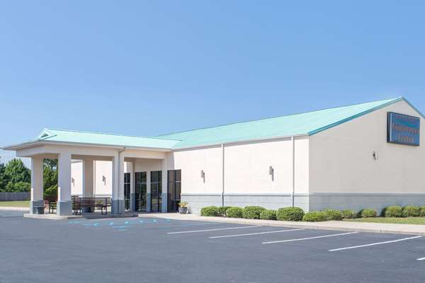 Exterior view - Days Inn & Suites Navarre