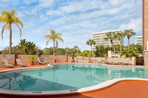 Pool - Ramada Hotel Westshore Tampa Airport