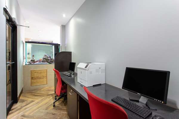 Conference Area - Ramada Hotel Westshore Tampa Airport