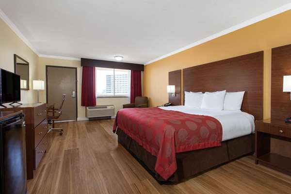  - Ramada Hotel Westshore Tampa Airport