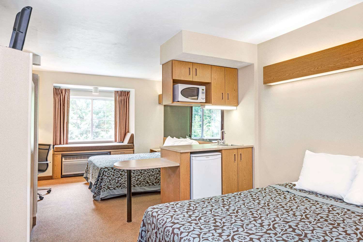 Days Inn Sturbridge Ma See Discounts