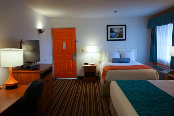  - Howard Johnson Inn Salinas