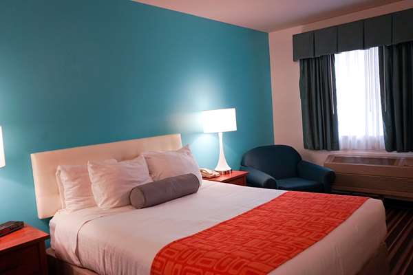  - Howard Johnson Inn Salinas