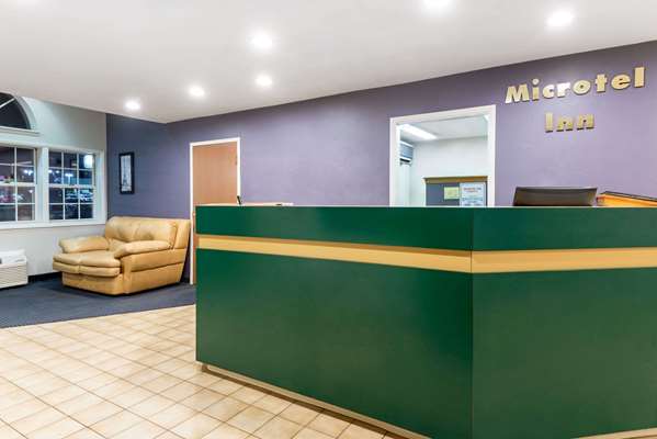  - Microtel Inn by Wyndham Henrietta - I-390, Exit 12A