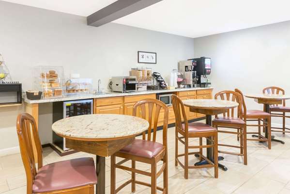  - Microtel Inn by Wyndham Henrietta - I-390, Exit 12A