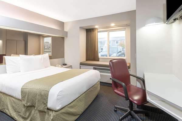  - Microtel Inn by Wyndham Henrietta - I-390, Exit 12A