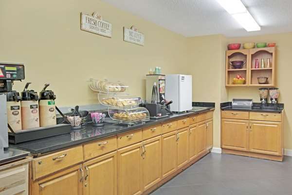  - Microtel Inn by Wyndham University Place Charlotte - I-85, Exit 45