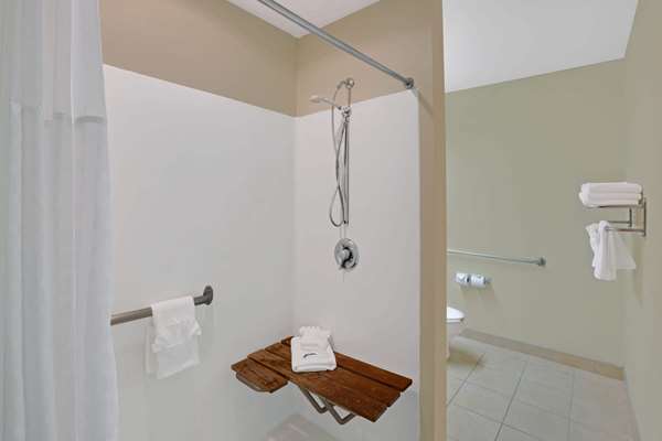  - Microtel Inn by Wyndham University Place Charlotte - I-85, Exit 45