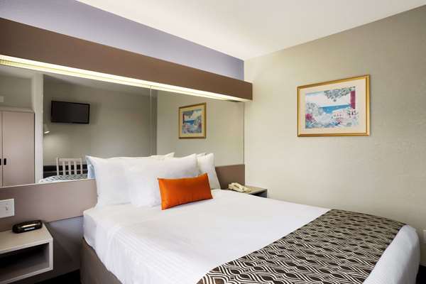  - Microtel Inn by Wyndham Jeffersontown - I-64, Exit 17