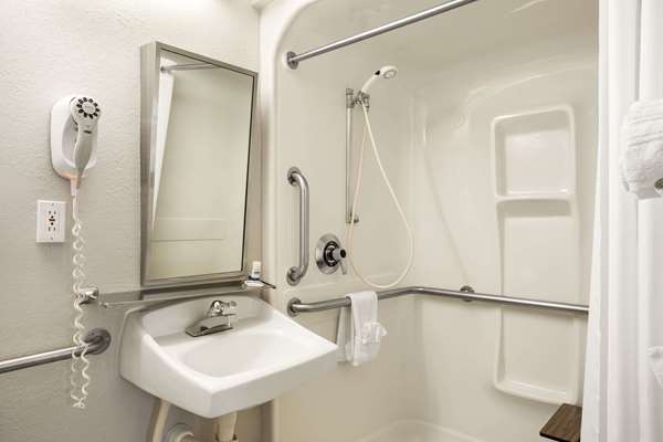  - Microtel Inn by Wyndham Jeffersontown - I-64, Exit 17