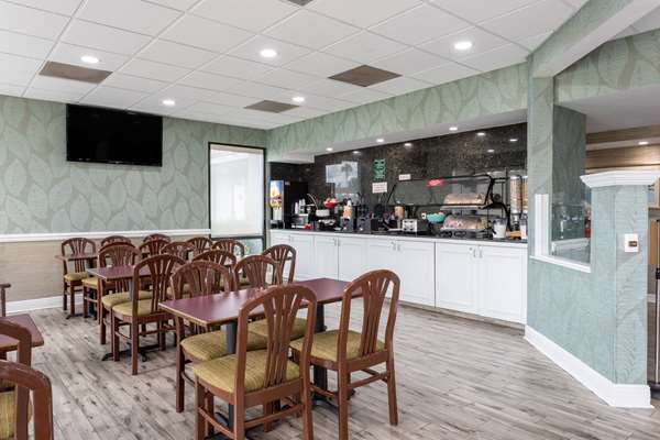  - Ramada Inn Altamonte Springs - I-4, Exit 92