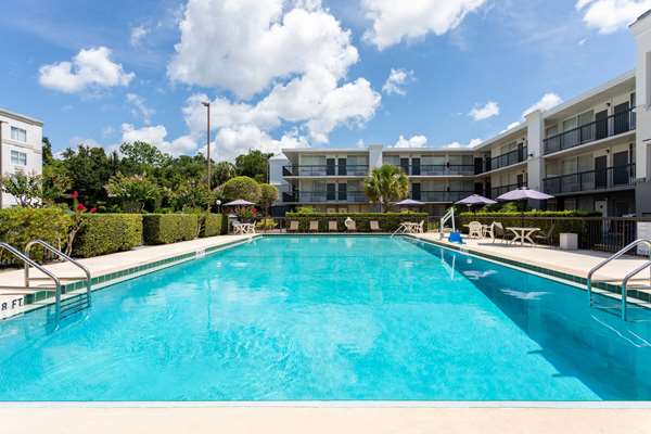 Pool - Ramada Inn Altamonte Springs - I-4, Exit 92