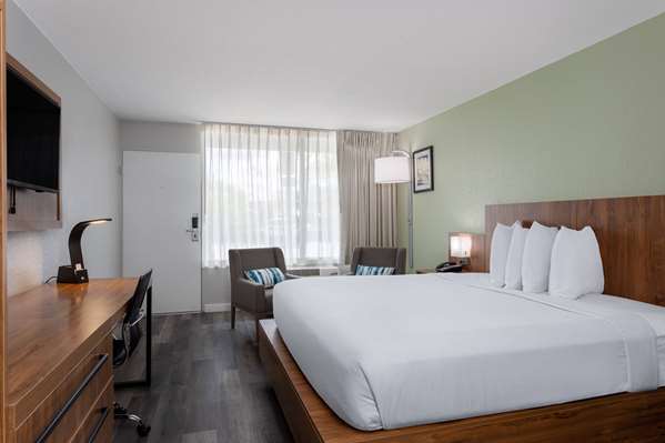  - Ramada Inn Altamonte Springs - I-4, Exit 92