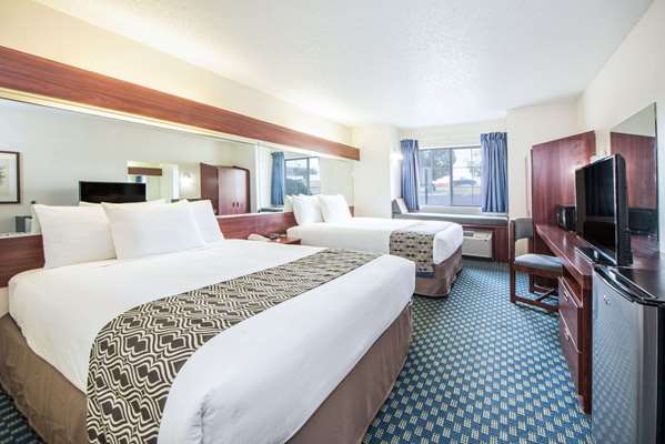  - Microtel Inn & Suites by Wyndham Admiral Place Tulsa - I-44, Exit 238