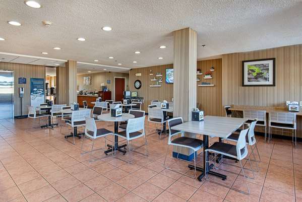  - Microtel Inn & Suites by Wyndham Dry Ridge - I-75, Exit 159