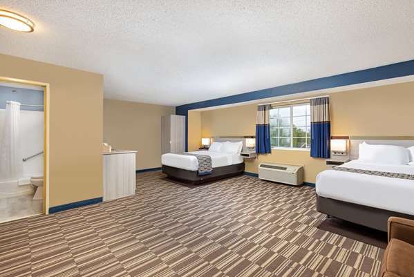 Suite - Microtel Inn & Suites by Wyndham Dry Ridge - I-75, Exit 159