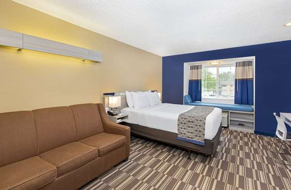 Suite - Microtel Inn & Suites by Wyndham Dry Ridge - I-75, Exit 159