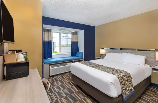  - Microtel Inn & Suites by Wyndham Dry Ridge - I-75, Exit 159
