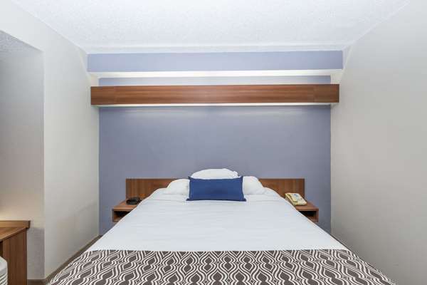  - Microtel Inn & Suites by Wyndham Sioux Falls - I-29, Exit 77