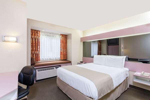  - Microtel Inn by Wyndham Knoxville - I-40 & I-75, Exit 378