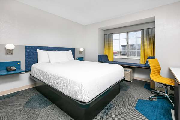  - Microtel Inn by Wyndham Tamarack Beckley - I-64 & I-77, Exit 44