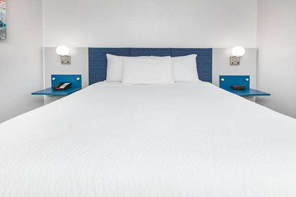  - Microtel Inn by Wyndham Tamarack Beckley - I-64 & I-77, Exit 44