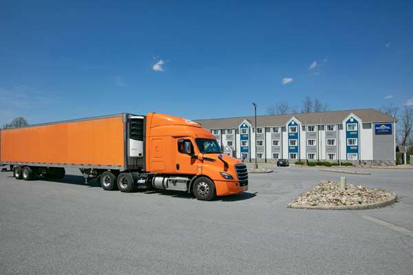  - Microtel Inn by Wyndham Tamarack Beckley - I-64 & I-77, Exit 44