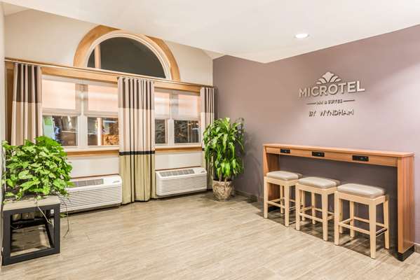  - Microtel Inn by Wyndham Victor