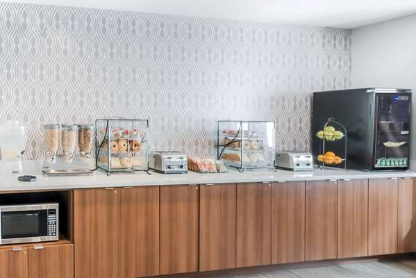  - Microtel Inn by Wyndham Victor