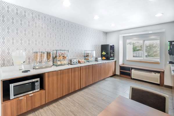  - Microtel Inn by Wyndham Victor