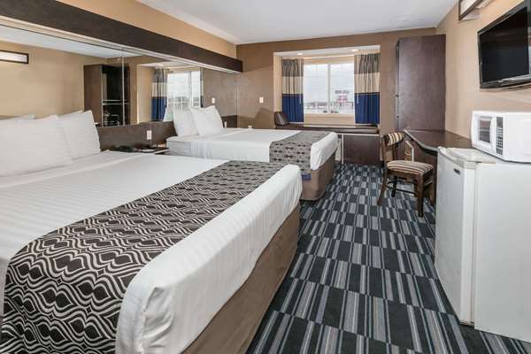  - Microtel Inn & Suites by Wyndham Lafayette - I-10, Exit 100