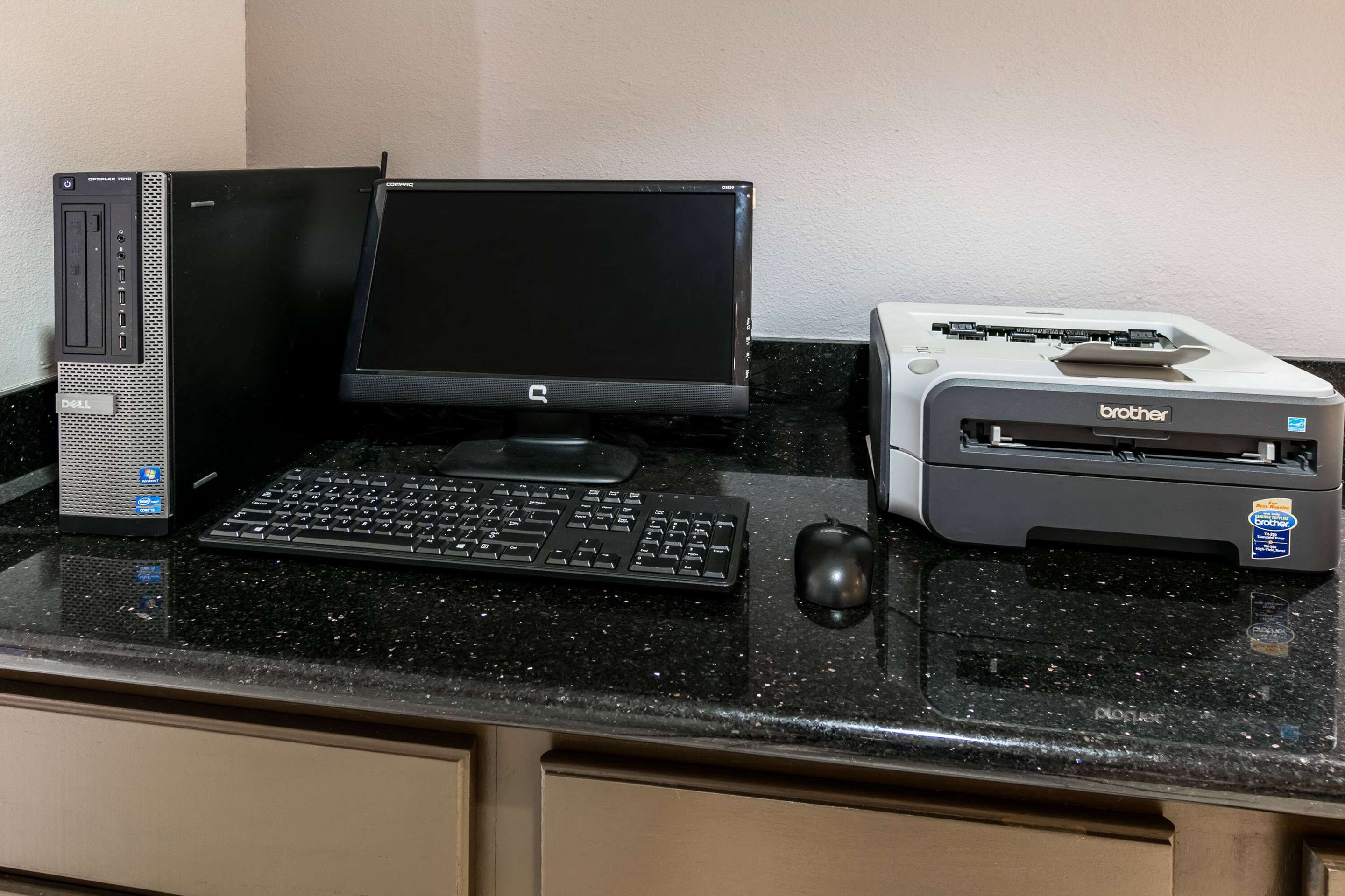 Business Center | Microtel Inn & Suites by Wyndham Scott/Lafayette