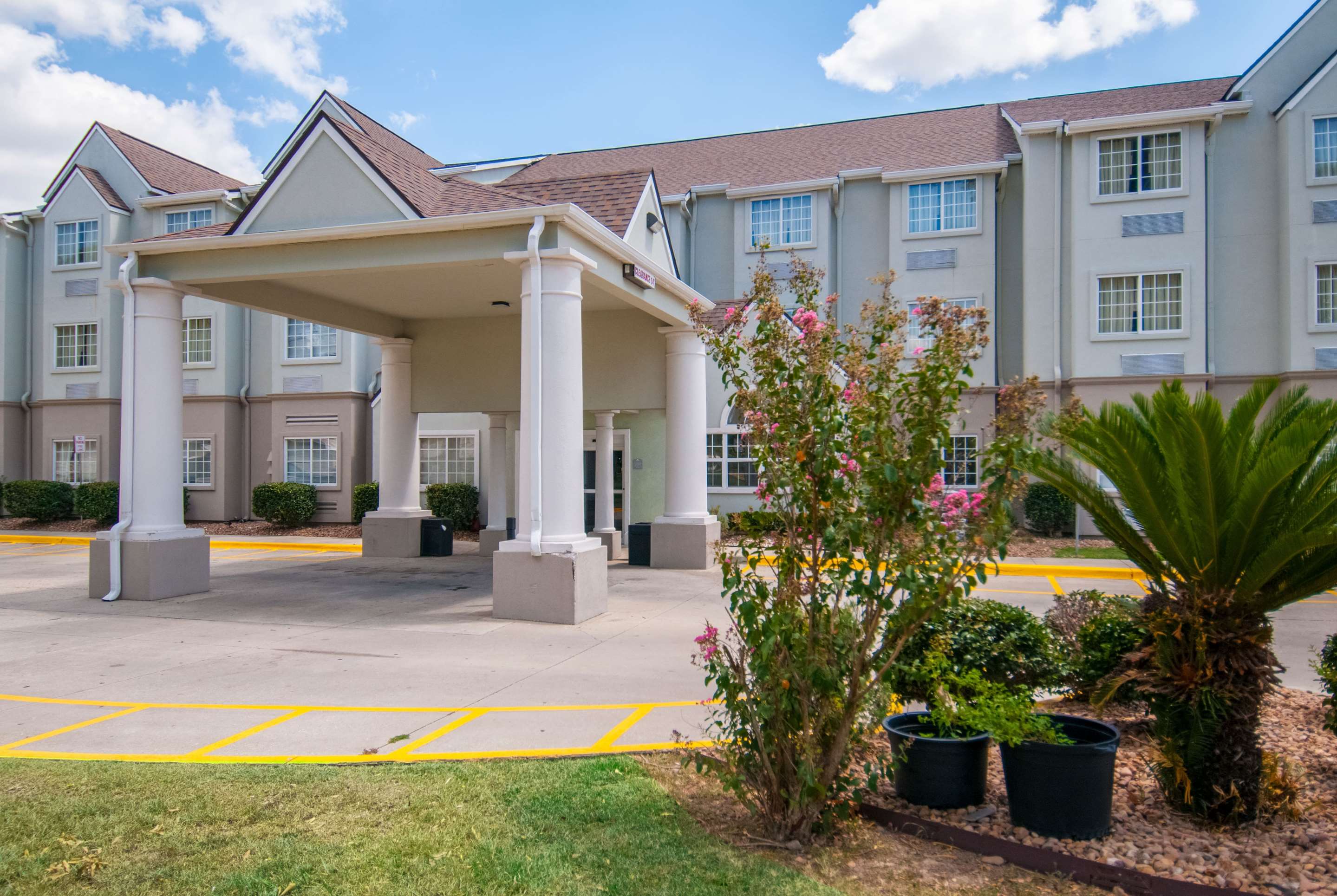 Exterior | Microtel Inn & Suites by Wyndham Scott/Lafayette