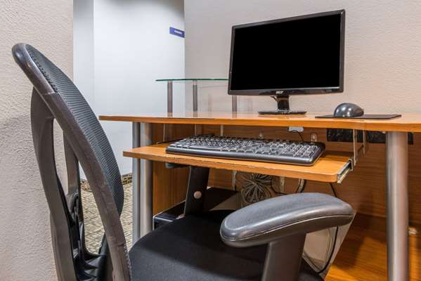 Conference Area - Microtel Inn & Suites by Wyndham Bethel - I-84, Exit 8