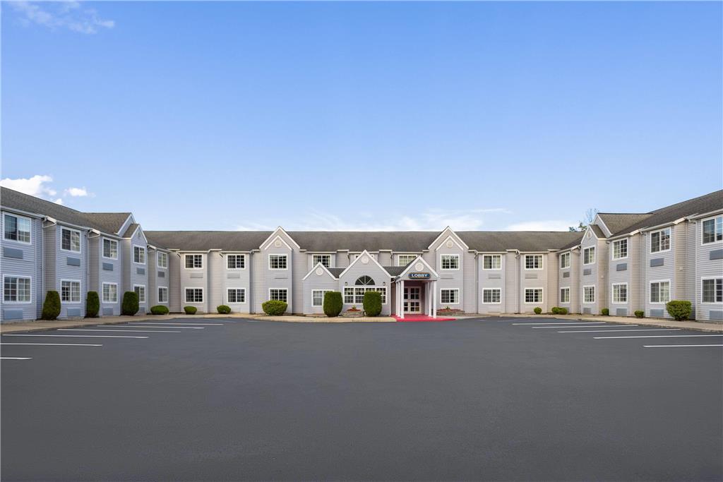 Microtel Inn & Suites Albany Airport