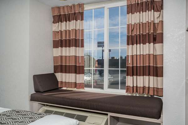  - Microtel Inn & Suites by Wyndham Rochester
