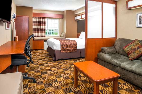 Suite - Microtel Inn & Suites by Wyndham Lincoln