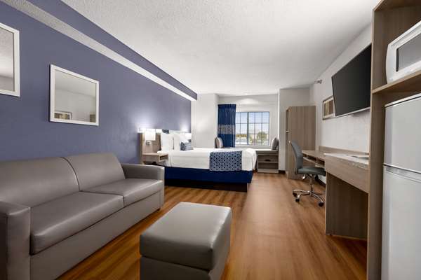  - Microtel Inn & Suites by Wyndham Lincoln