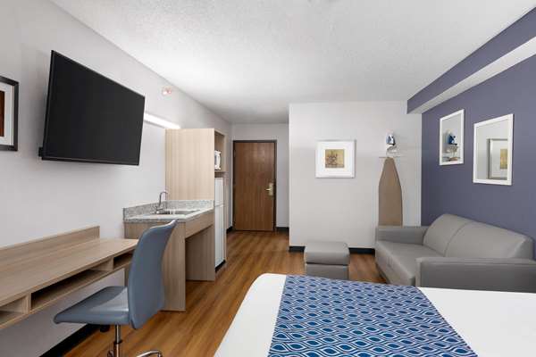  - Microtel Inn & Suites by Wyndham Lincoln